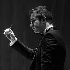 Maestro Leonardo Randolfo regendo